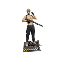 Resident Evil Leon S. Kennedy Combat Statue (32 cm)