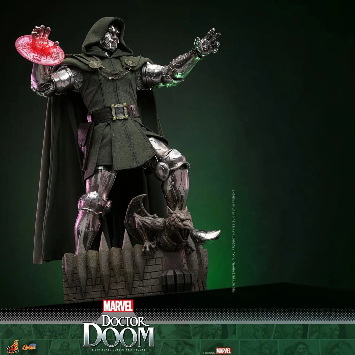 Hot Toys Marvel Fantastic Four Doctor Doom Figure (30 cm)