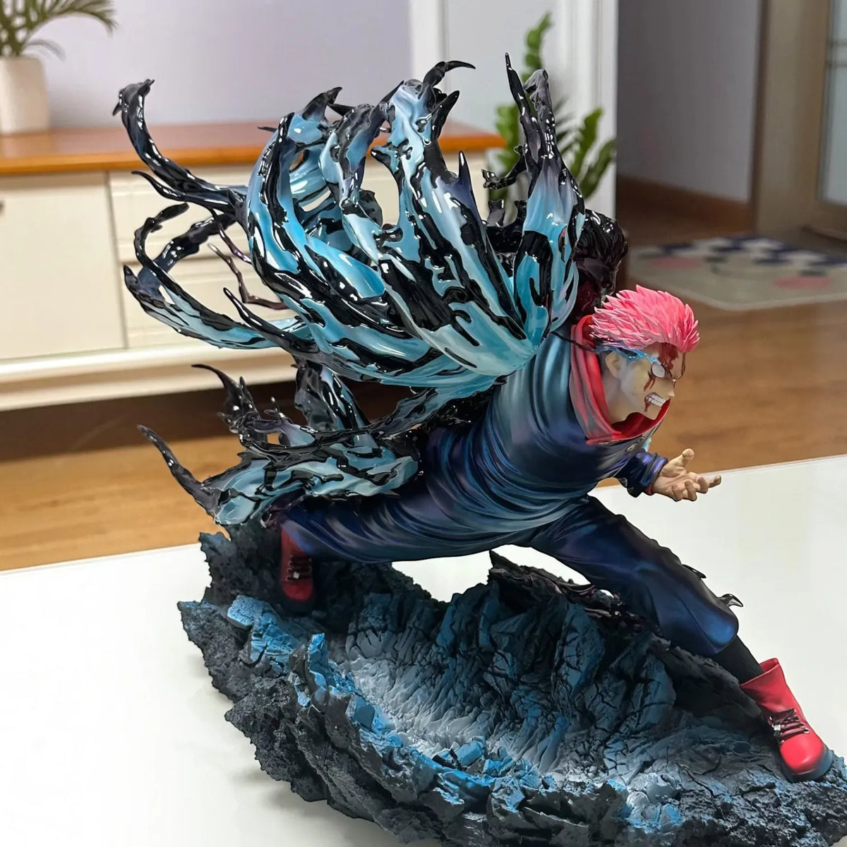 JZF Studio JJK Itadori Yuji Black Version Statue (45 cm)