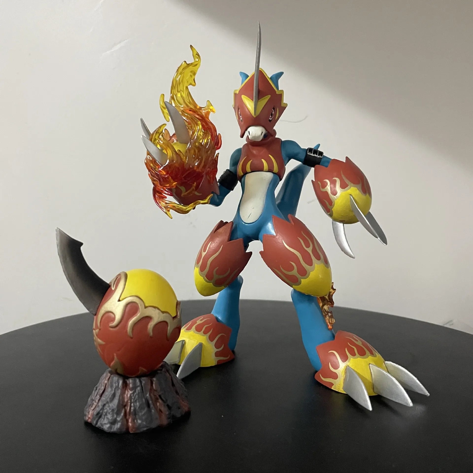 Digimon Flamedramon Fire of Courage Statue (17 cm)