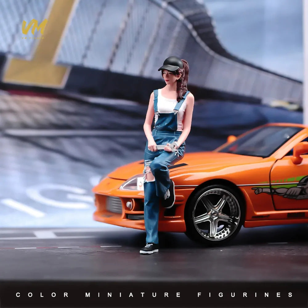 VM 1/64 Mechanic Girl Hand-Painted Miniature Figure