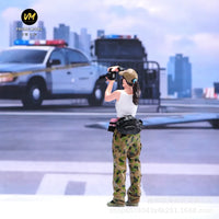 VM 1/18 Press Journalist Photographer Figure