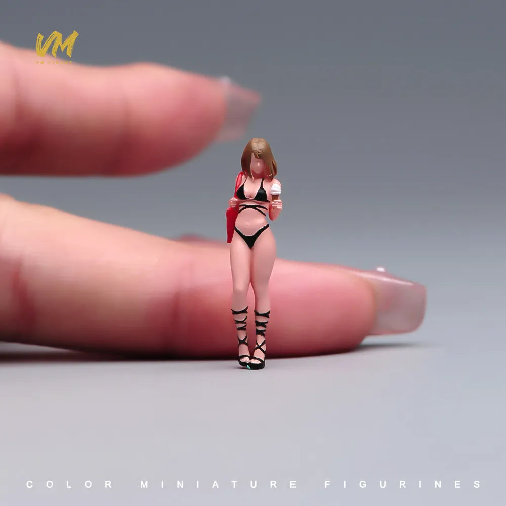 VM 1/64 Summer Beach Girl Ice Cream Figure