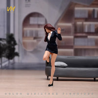 VM 1/18 Corporate Beauty Executive Figure