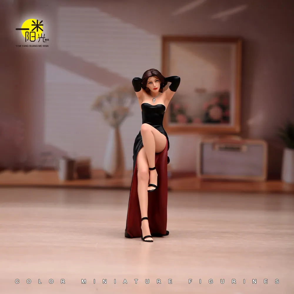 VM 1/18 Glamour Evening Gown Woman Figure