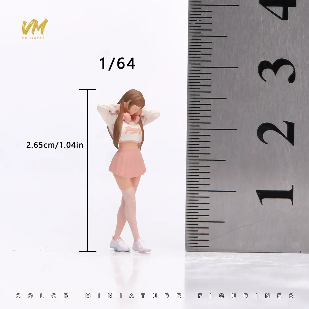 VM 1/64 Kawaii Headphone Girl Figure