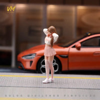 VM 1/64 Kawaii Headphone Girl Figure