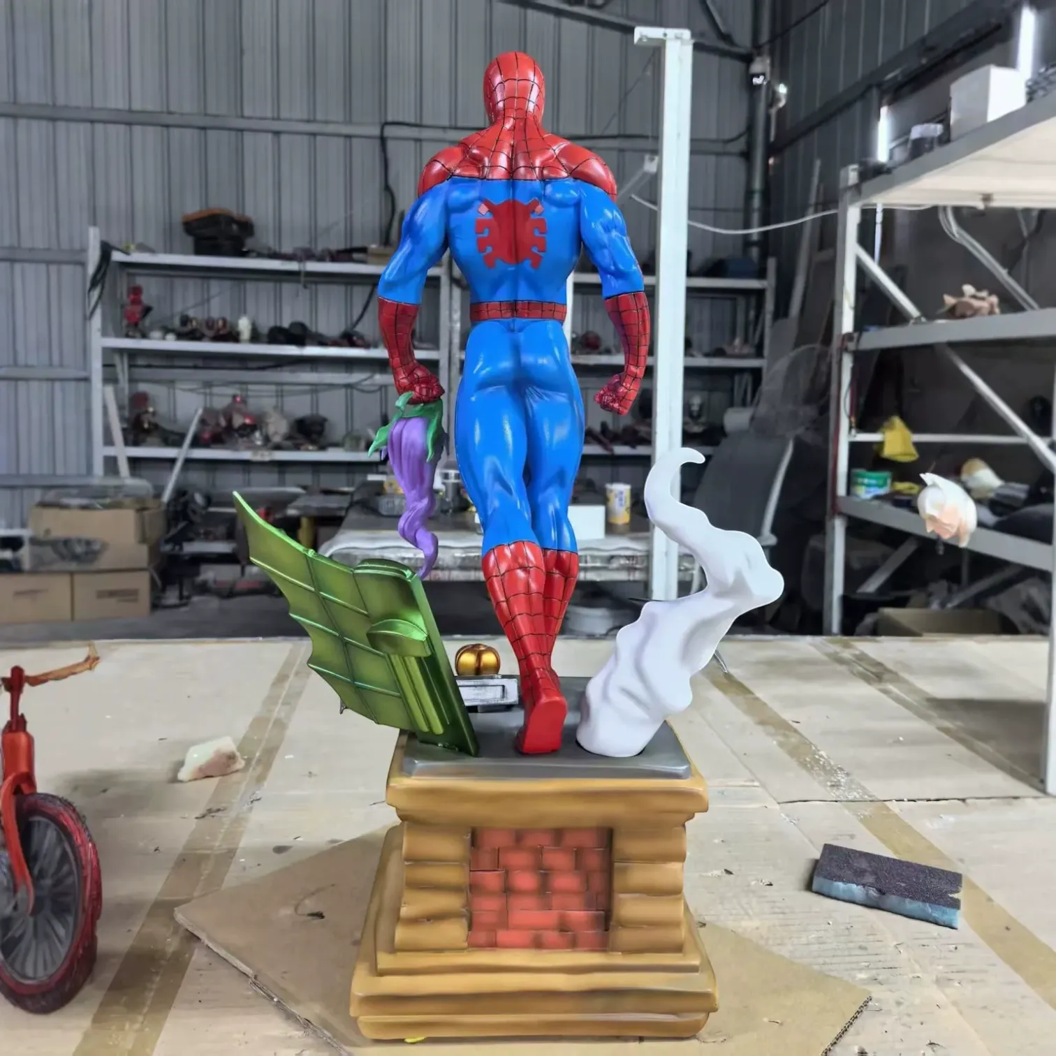 Marvel Avengers Spiderman Rooftop Walk Resin Statue (60 cm)