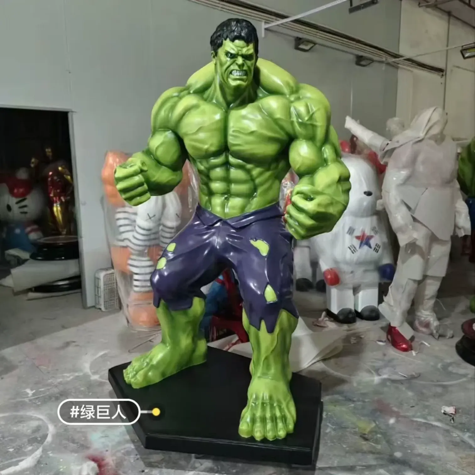Marvel Incredible Hulk Life Size Resin Statue (200 cm)