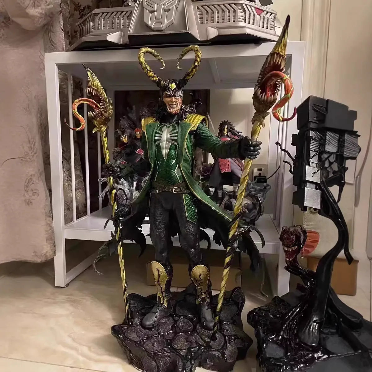 Marvel Supreme Loki Masterpiece Statue (68 cm)