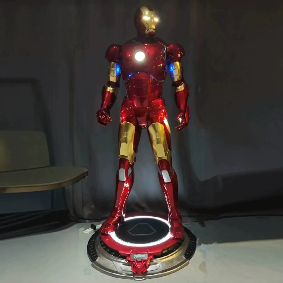 Marvel Iron Man Mark 3 Life Size Statue (220 cm)