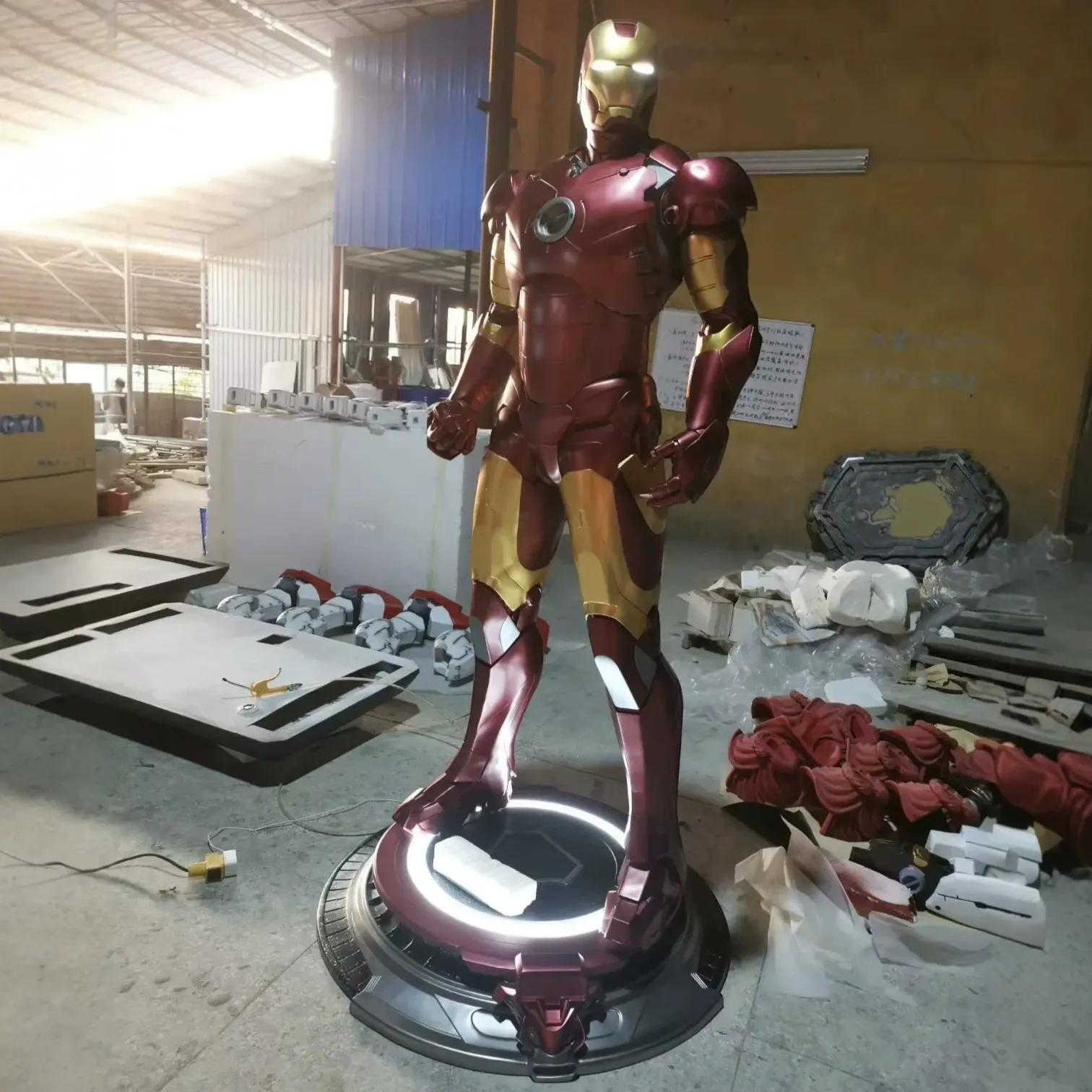 Marvel Iron Man Mark 3 Life Size Statue (220 cm)