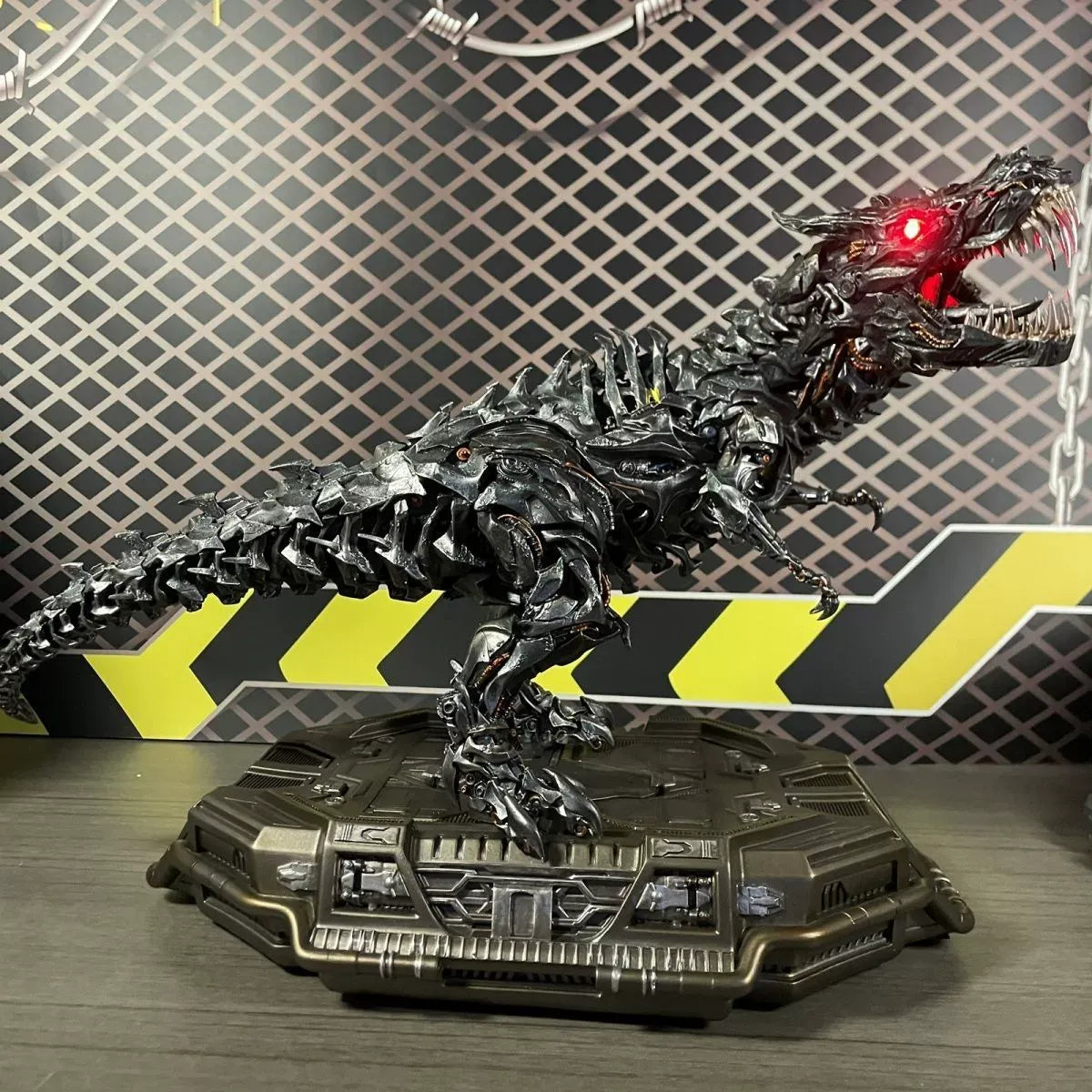 Transformers Grimlock Dinosaur 2.0 Resin Statue (50 cm)