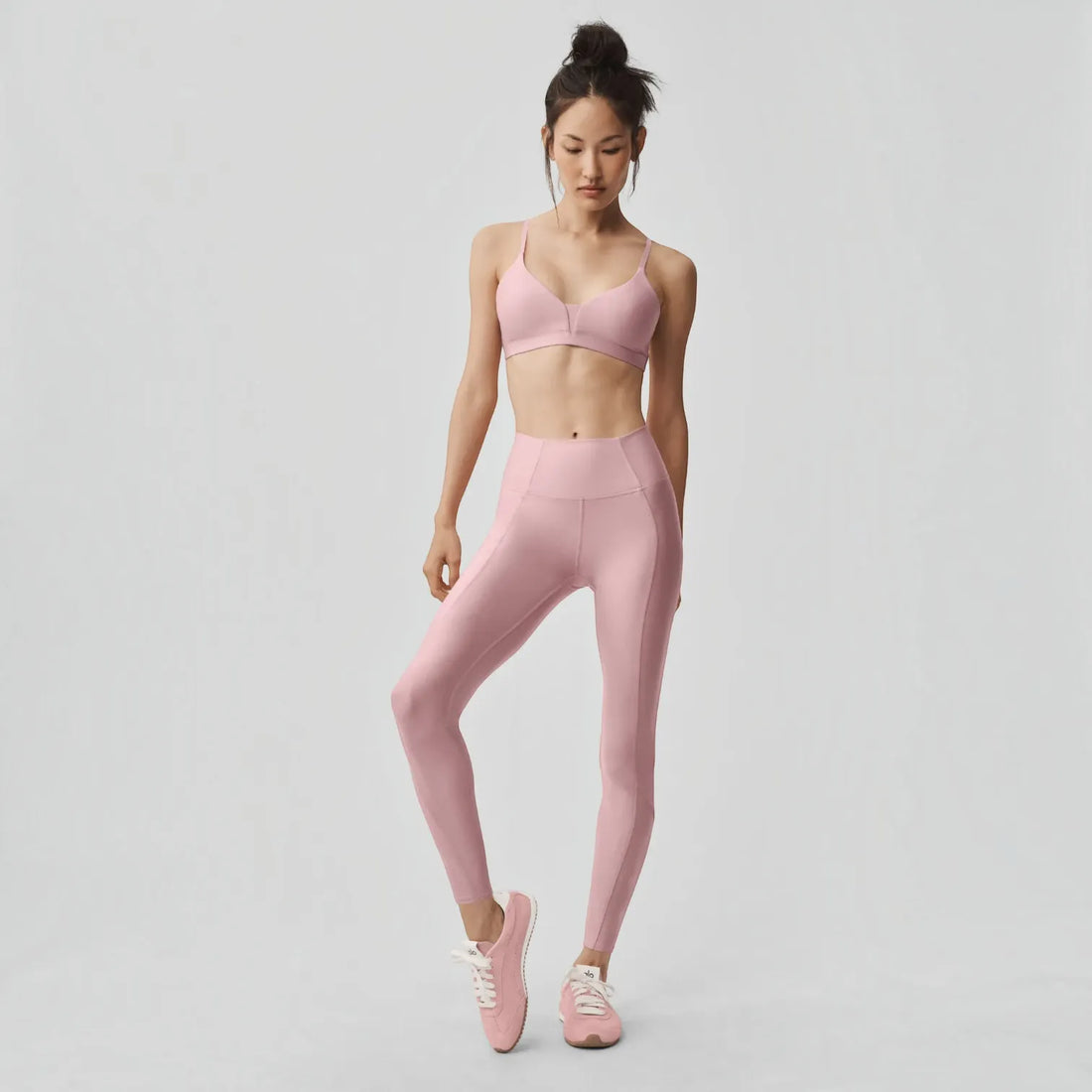Alo Yoga Airlift Intrigue Gym Suit