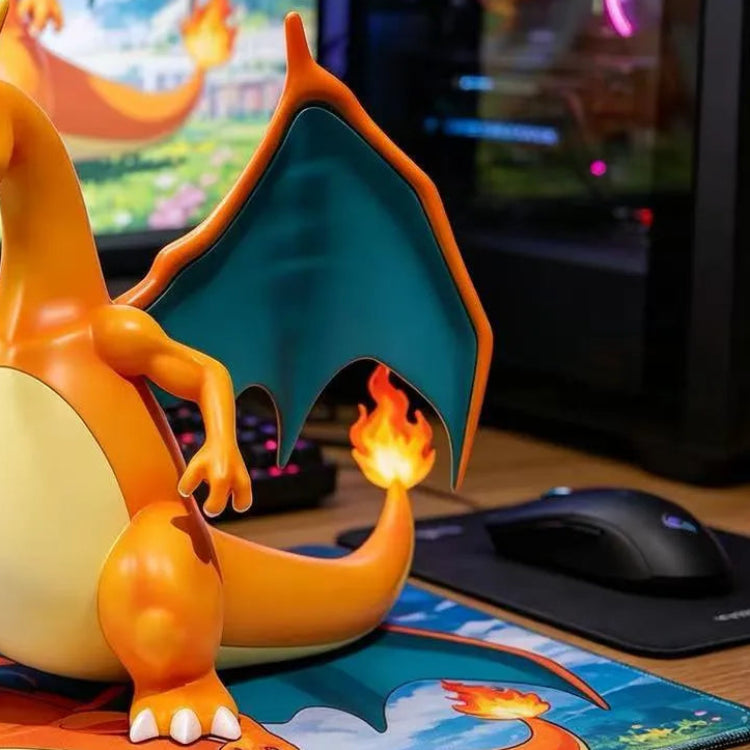 Pokemon Charizard Flame Tail Collector Display Figure