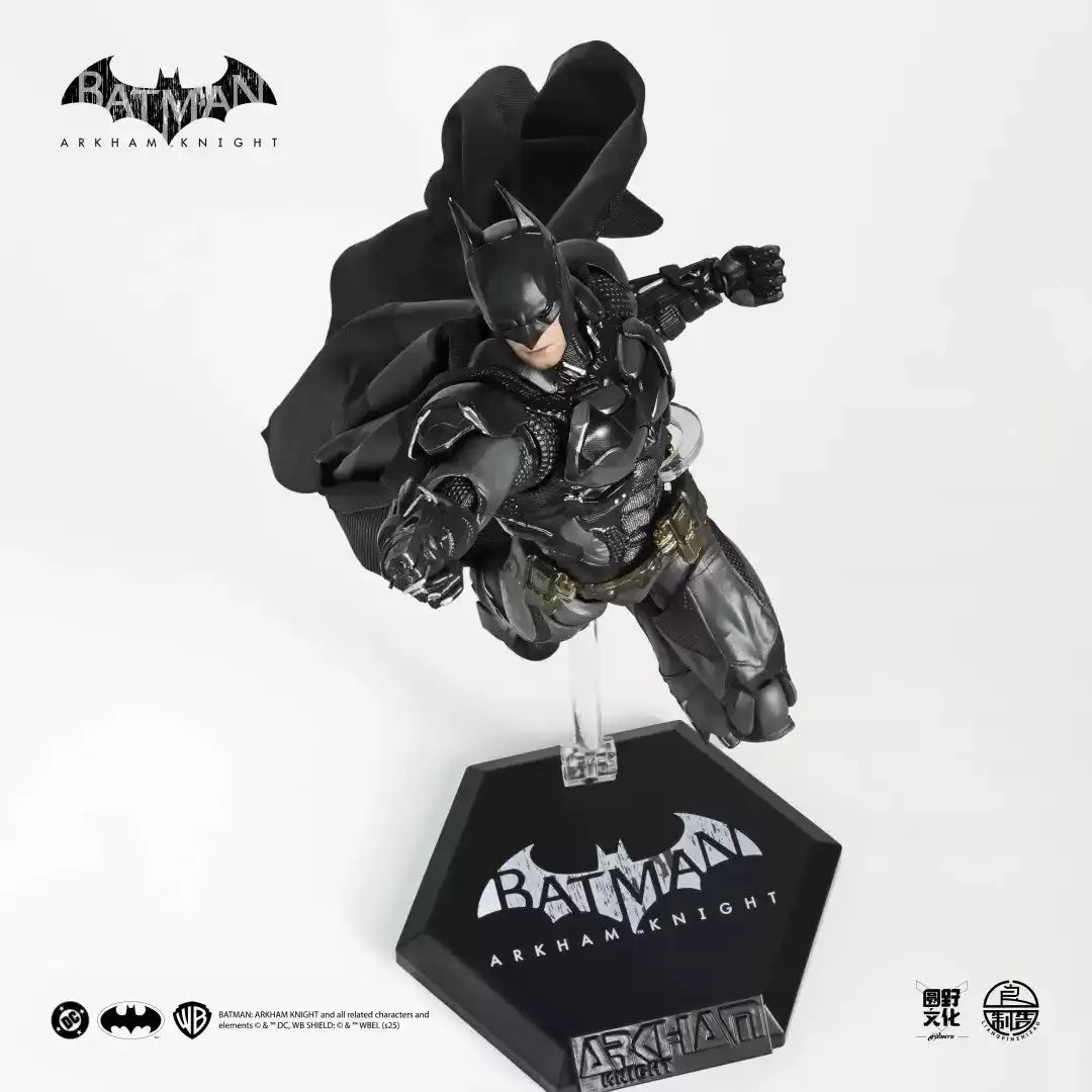 Batman V8.04 Arkham Knight Figure (16 cm)