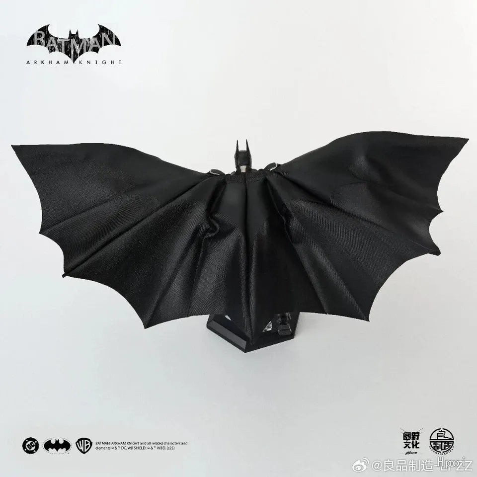 Batman V8.04 Arkham Knight Figure (16 cm)