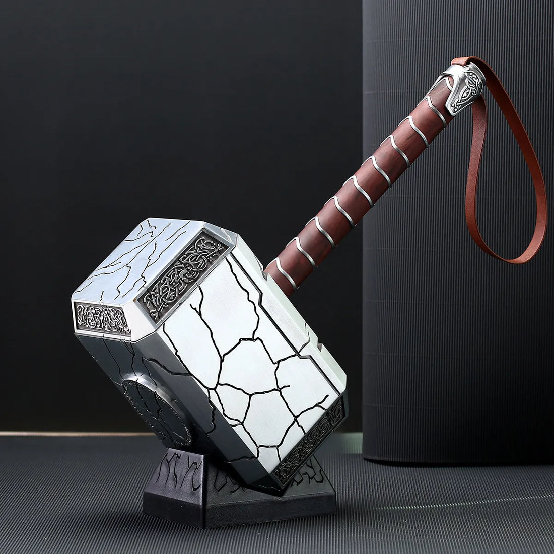 Marvel Legends Mighty Thor Reconstituted Mjolnir Prop
