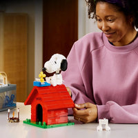 Peanuts 21368 Snoopy’s Doghouse Building Set (964 Pcs)