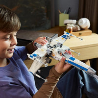 Star Wars 75460 X-Wing Starfighter Building Set (558 Pcs)