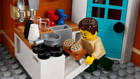 Creator Corner Garage 10264 Building Set (2569 Pcs)