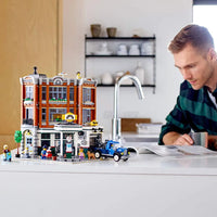Creator Corner Garage 10264 Building Set (2569 Pcs)