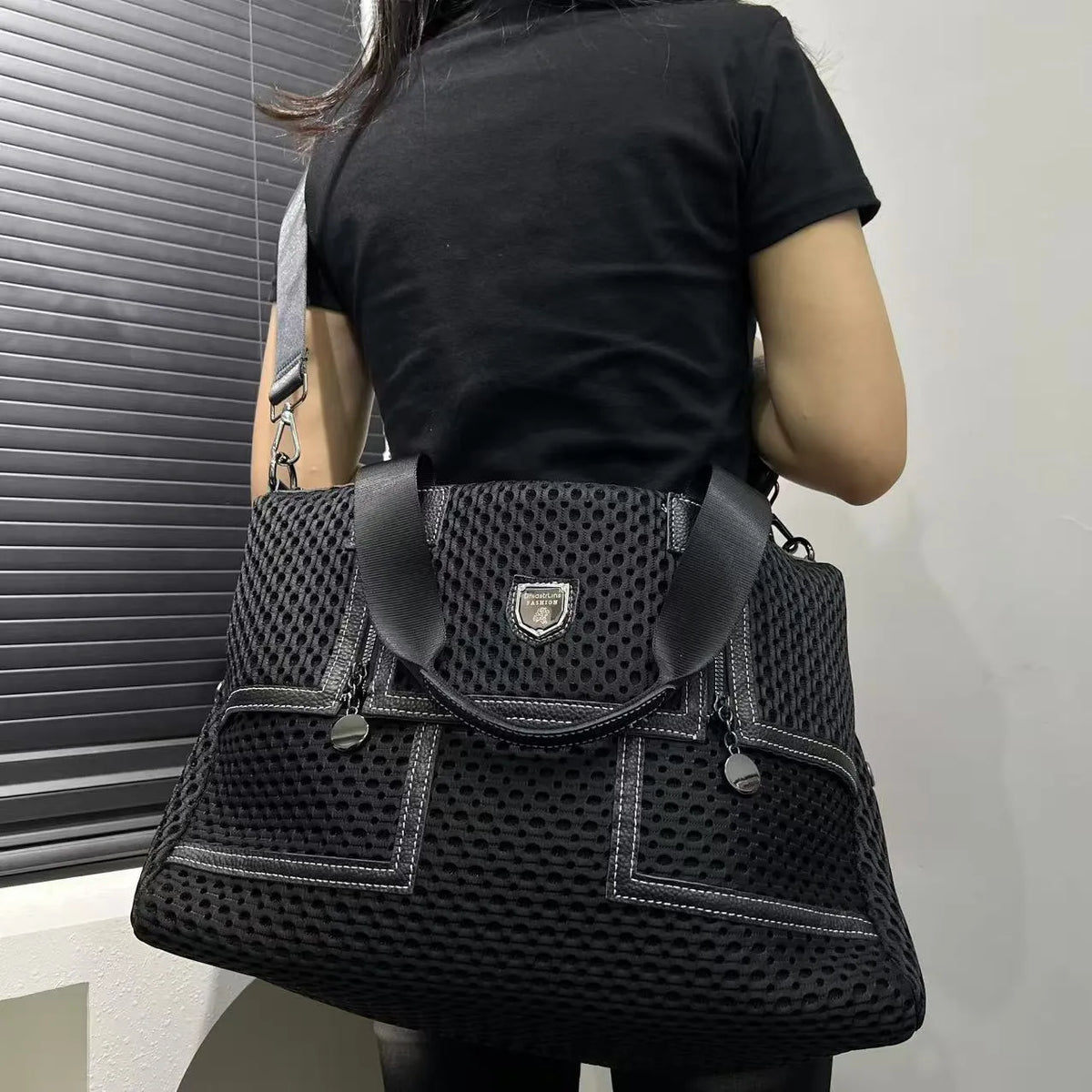 Spliced Honeycomb XL Mesh Satchel Tote
