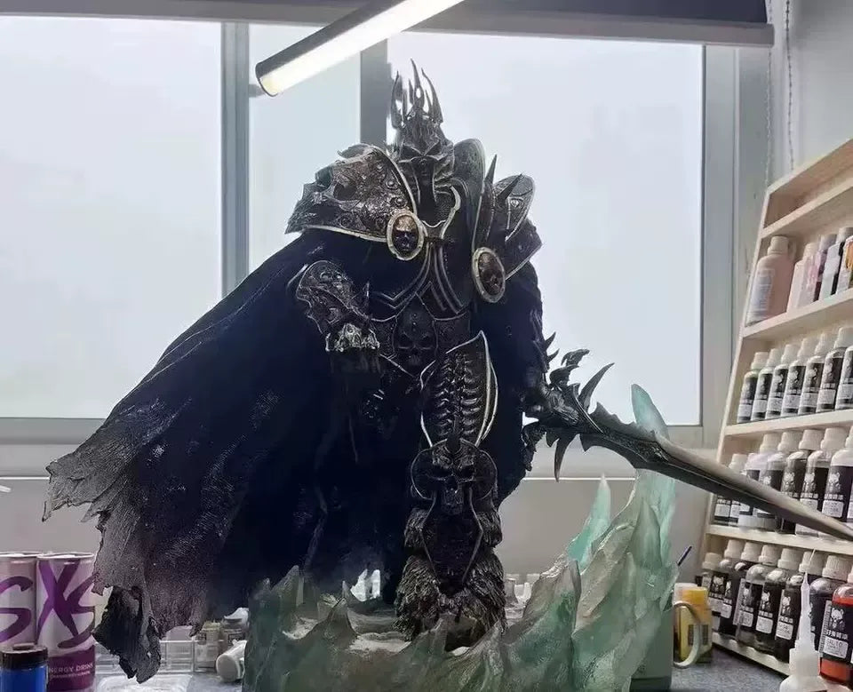 World of Warcraft King Frostmourne LED GK Statue (40 cm)
