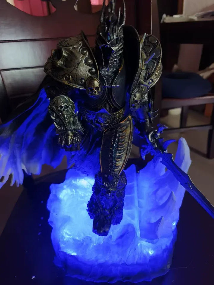 World of Warcraft King Frostmourne LED GK Statue (40 cm)
