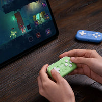 8BitDo Pocket Arcade Micro Gamepad - Bear Hugs