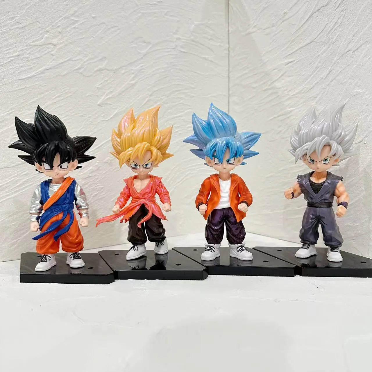 DBZ Goku Super Saiyan Drip Action Figures (18 cm)