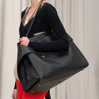 FurMo Hug Soft Oversized Runway Tote