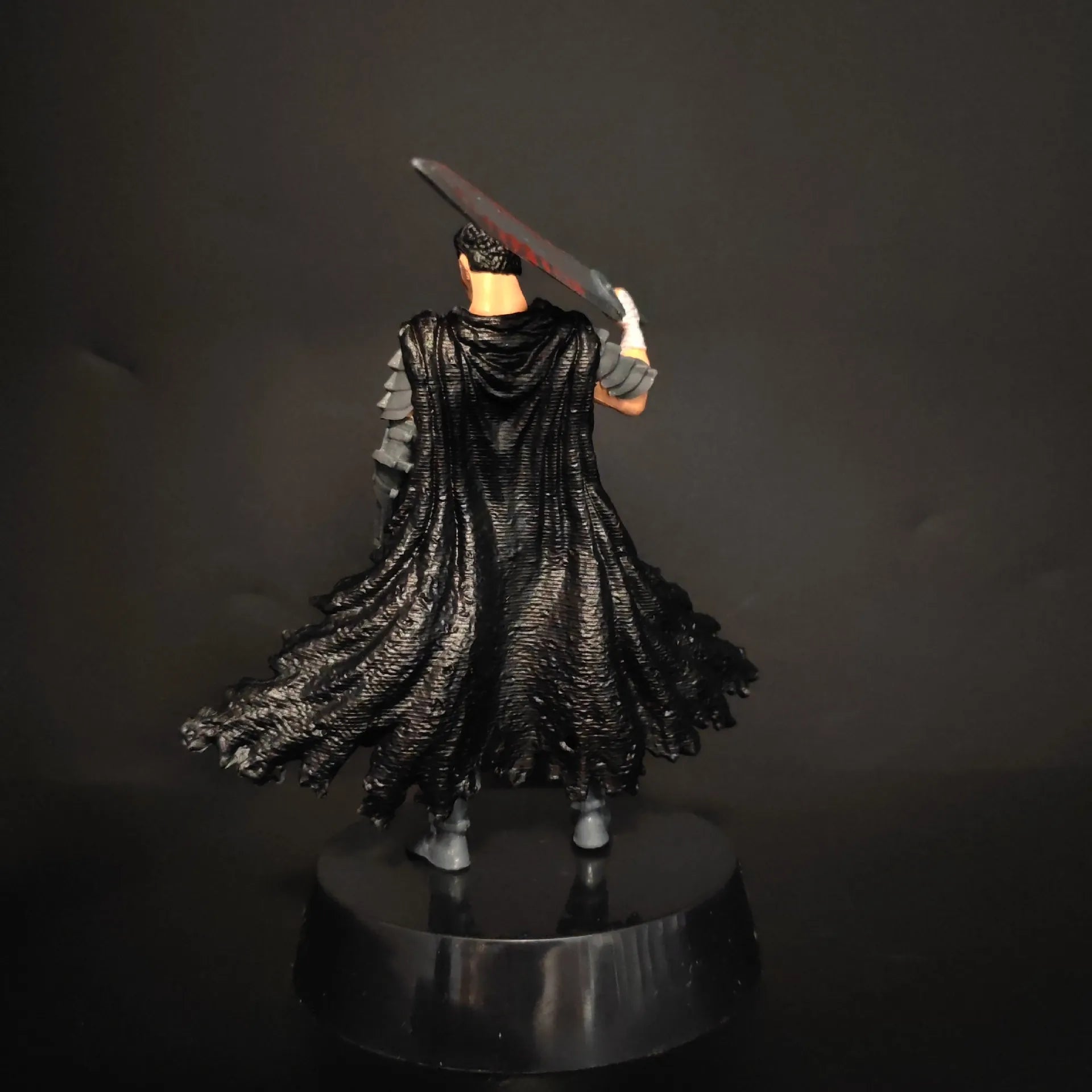 Berserk Guts Bloodstained Edition Figurine (13 cm)