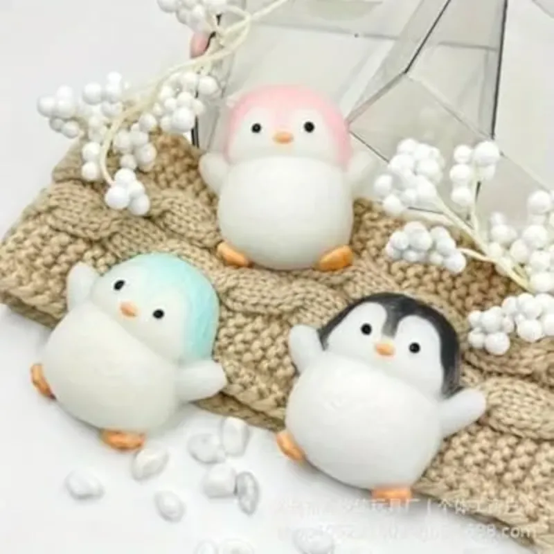 Arctic Escape Penguin Taba Squishy