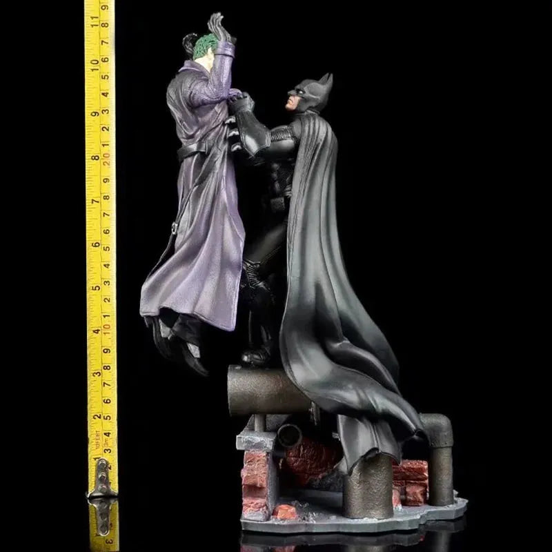 Batman vs Joker Action Figure (28 cm)