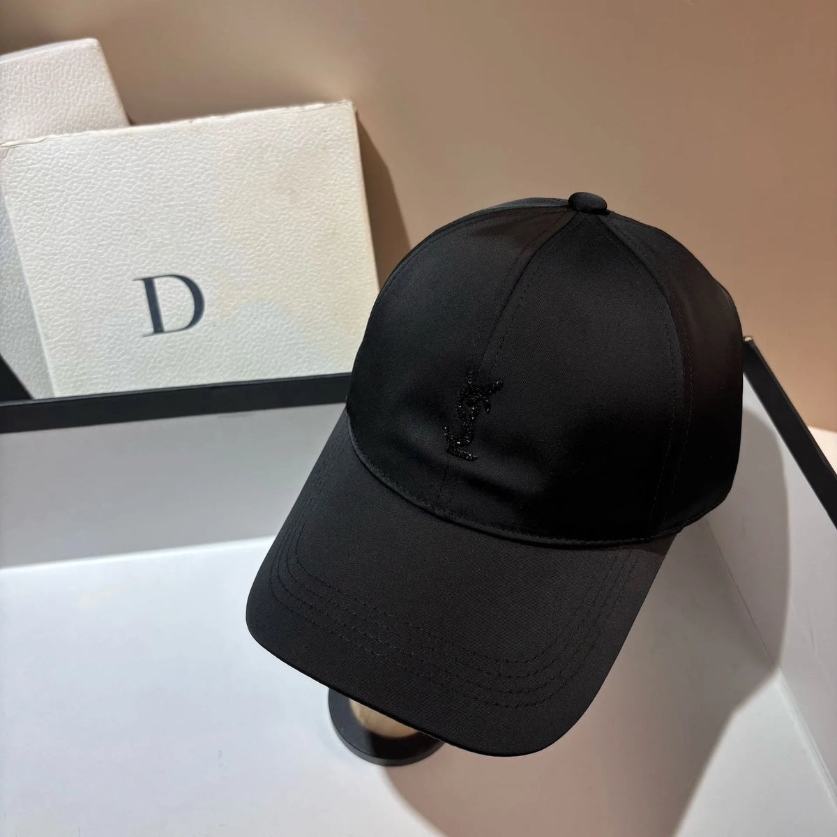 YesL Crystal Satin Streetwear Baseball Cap