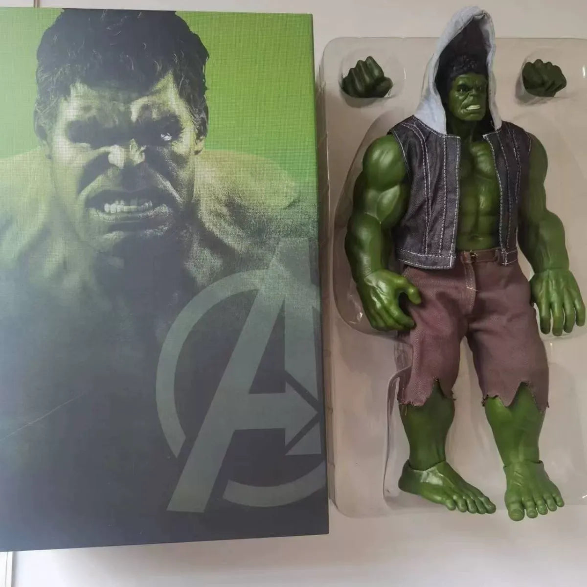 Angry Hulk Civil Clothes Action Figure (42 cm)
