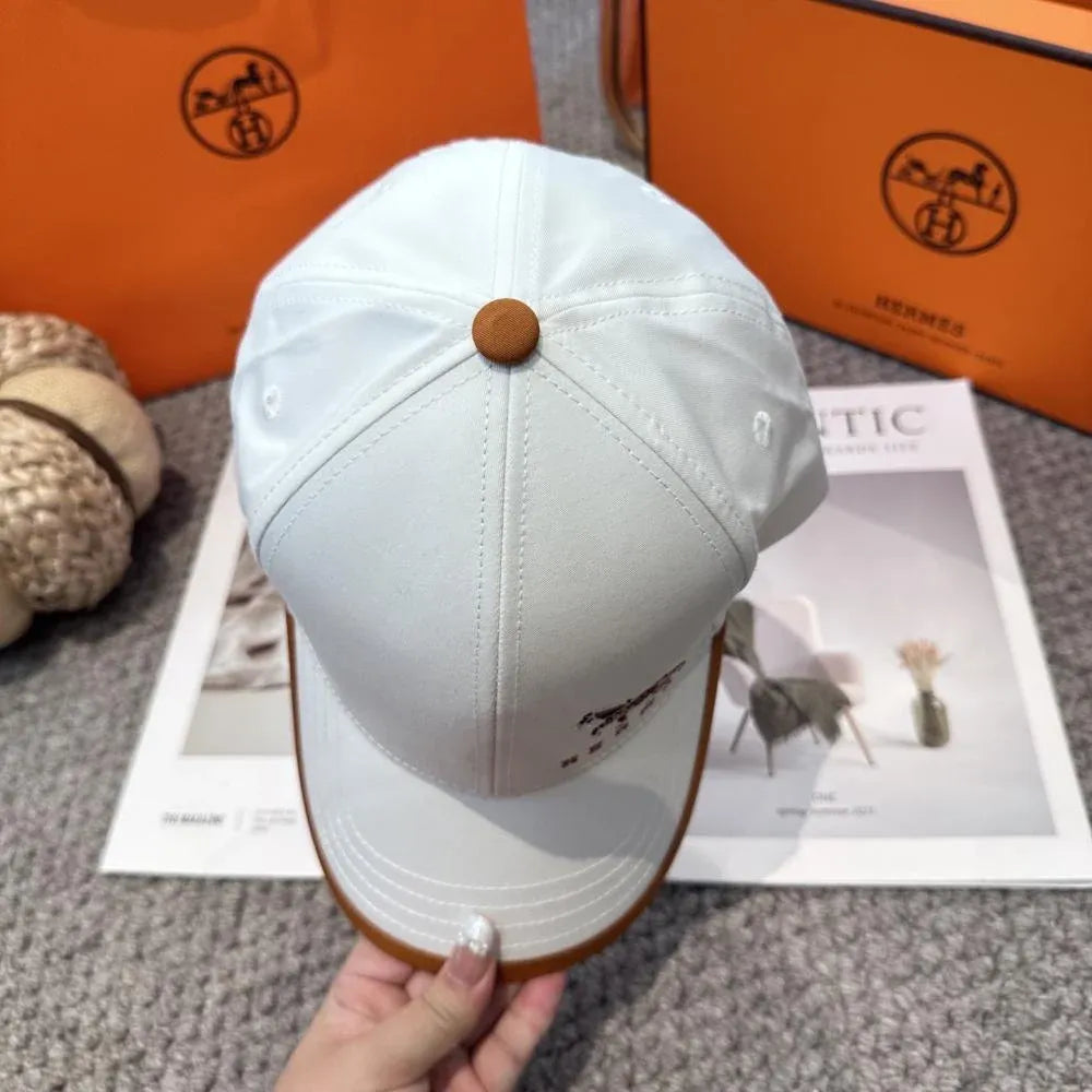Horse Carriage Luxe Cheval Heritage Cap