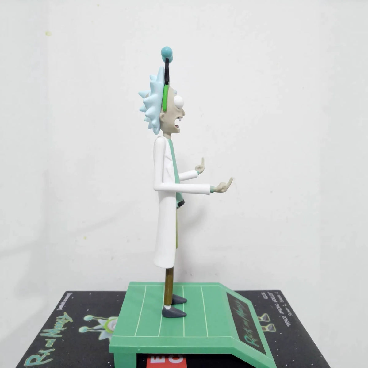 Rick and Morty Alien Antenna Collectible Figure