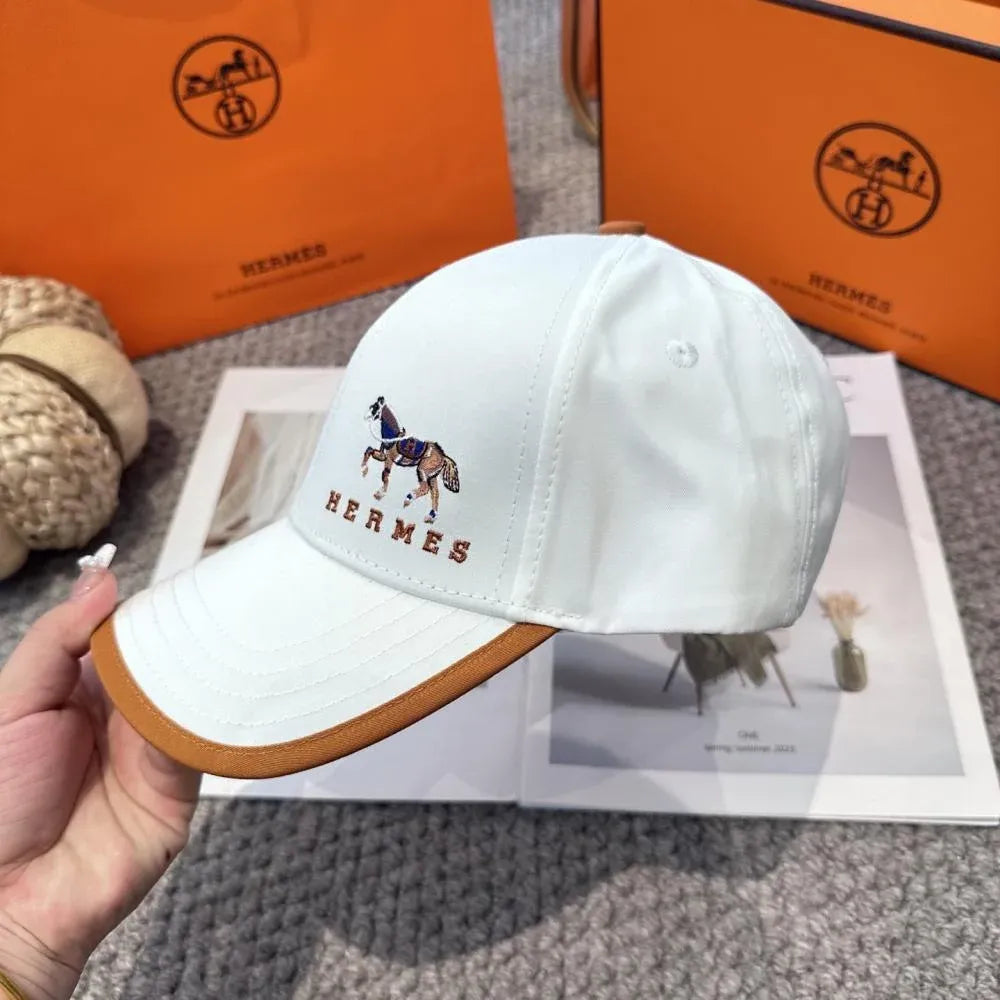 Horse Carriage Luxe Cheval Heritage Cap