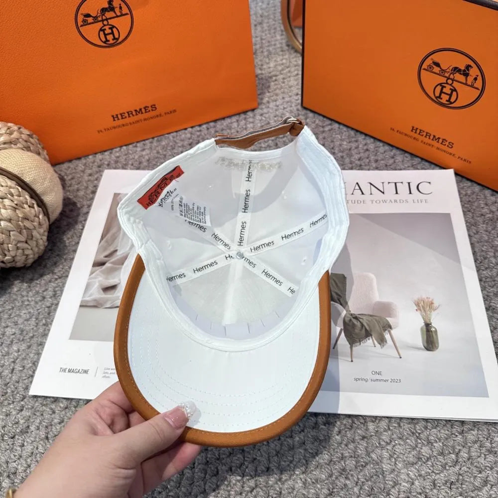 Horse Carriage Luxe Cheval Heritage Cap