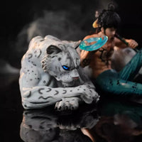 One Piece Trafalgar D. Snow Leopard Throne Statue