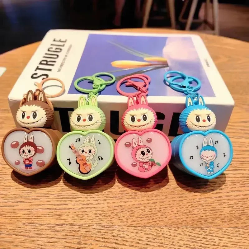 Porte-clés LED lumineux en forme de cœur Labubu 