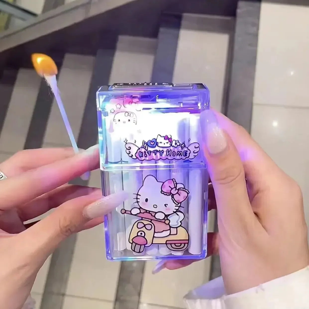 hello kitty lighter cigarette case Cute Box and Accessories The perfect gift for Hello Kitty fans Sparkle Snug Sanliou Induction Case
