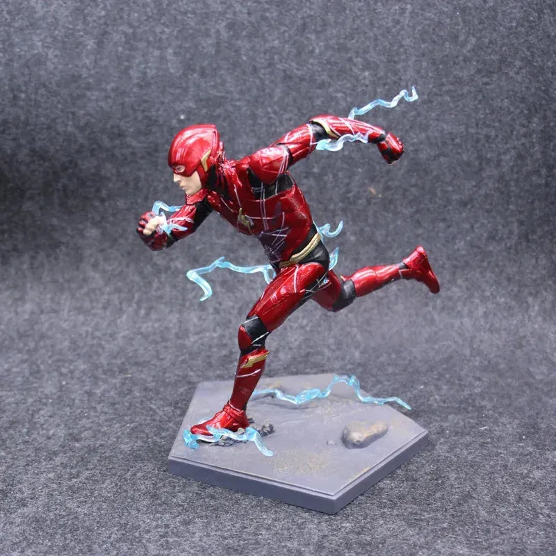 Justice League The Flash Action Figure (18 cm)