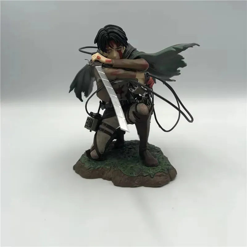 Levi Ackerman Action Figure (17 cm)