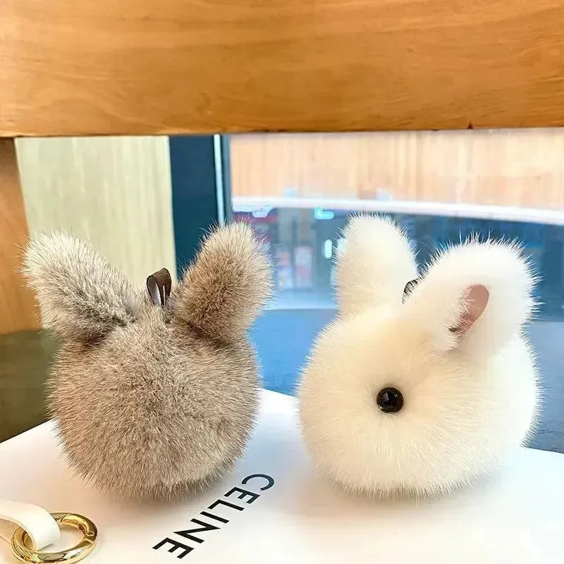Porte-clés en peluche lapin en fourrure douce et douillette 