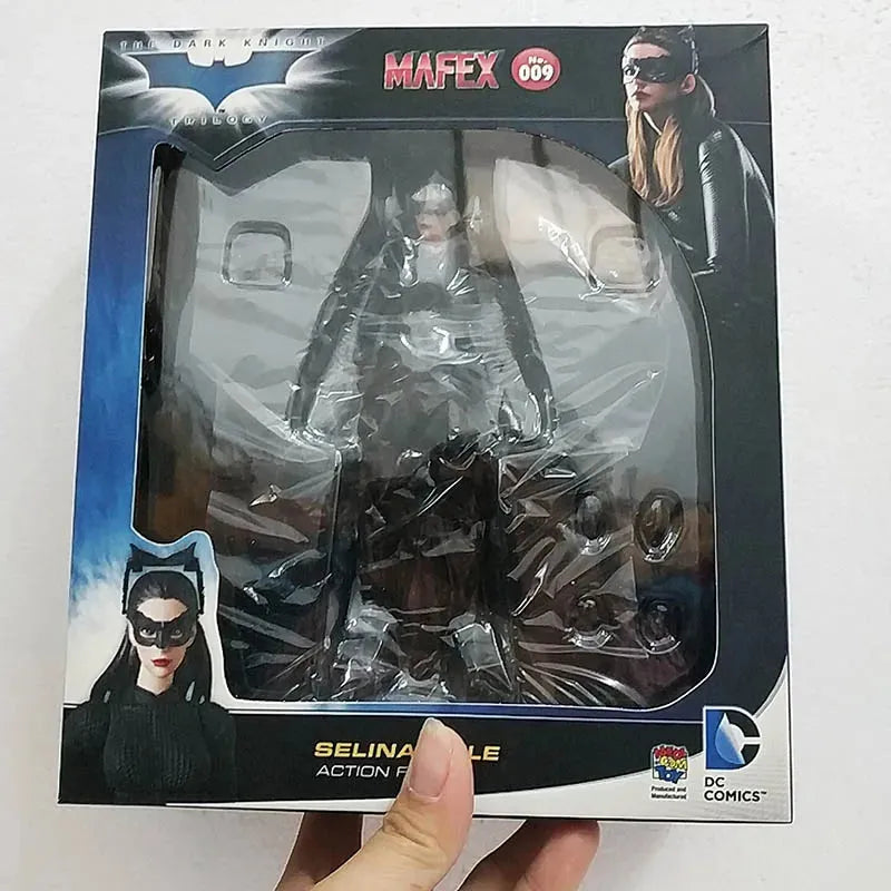 Mafex No. 009 Catwoman Action Figurine