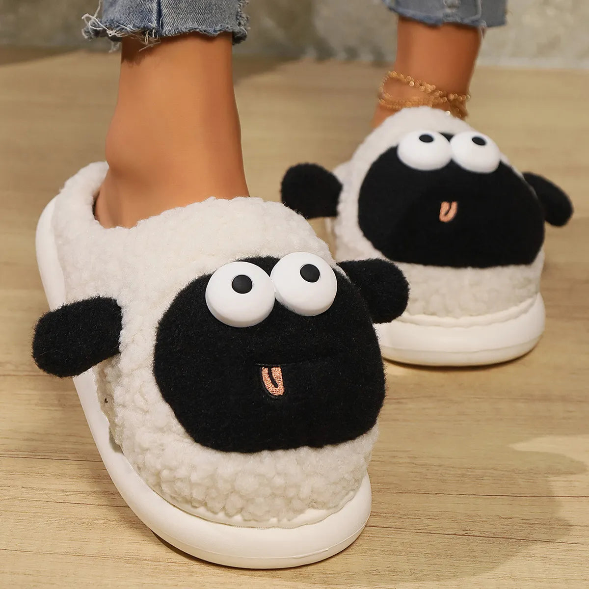 Shaun the Sheep Indoor Plush Slippers