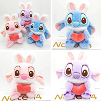 Cosmic Alien Heart Snuggler Keychain